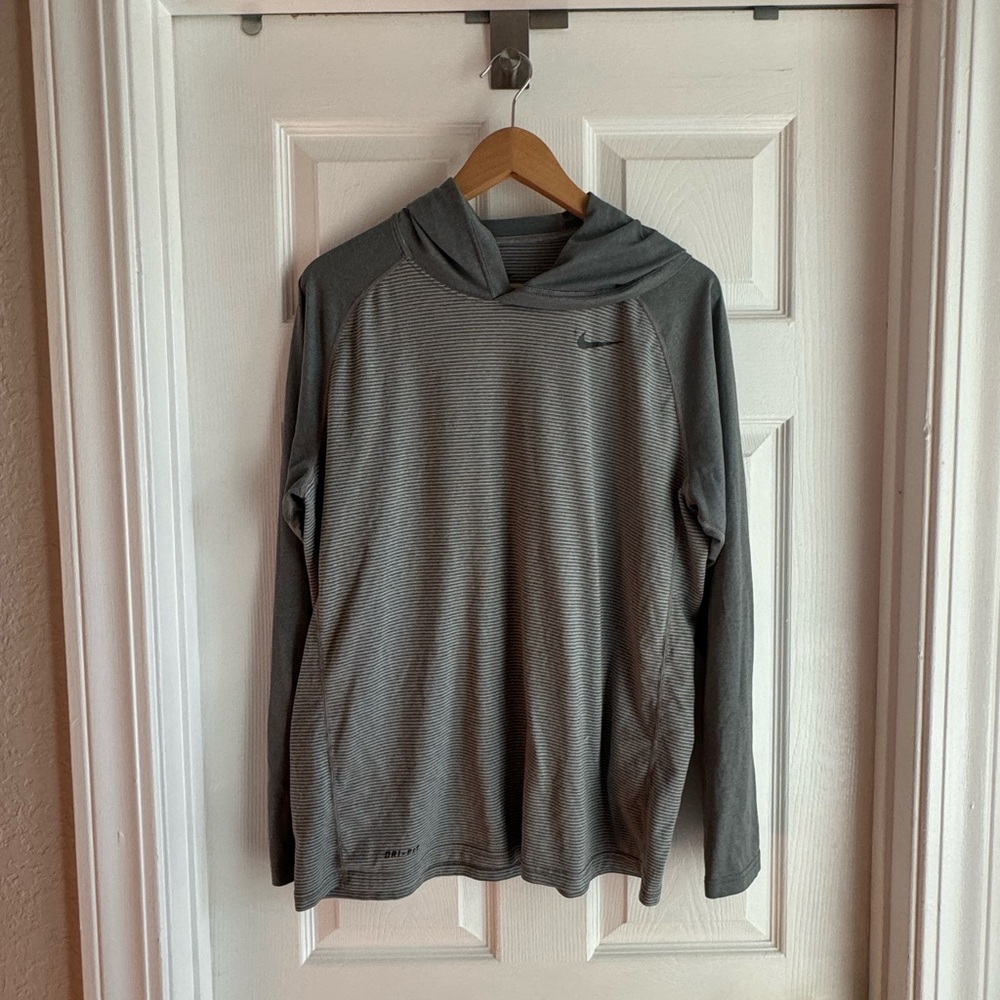 Nike Dri-FIT Striped Sweatshirt